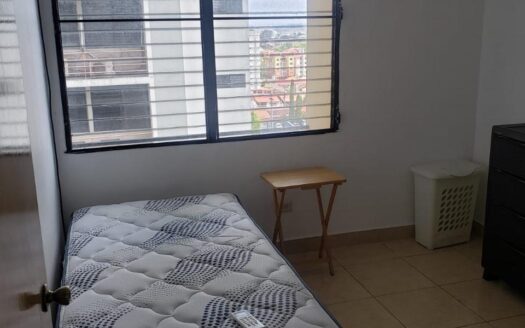Venta de apartamento en Ave. 12 de Octubre – MLS 22840