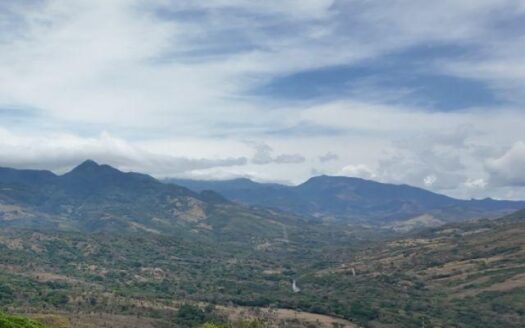 Oportunidad única en Caldera: 76HA con vistas, terrazas y biodiversidad – MLS 22449