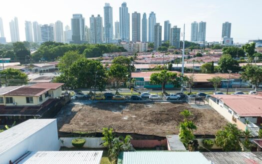 Casas comerciales sobre la via principal de Chanis – MLS 14590