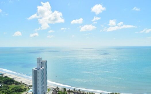 Maravilloso condominio de 2 dormitorios y 2 baños frente al mar – MLS 21273