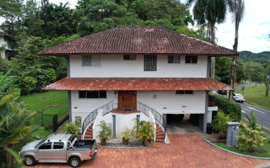 Se vende casa unifamiliar en Clayton, Ancón – MLS 22378