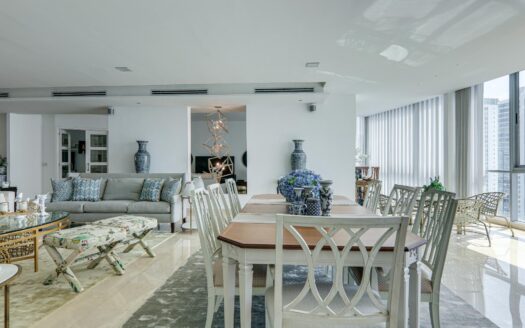 Espectacular Penthouse en Allure at the Park en Venta – MLS 21774