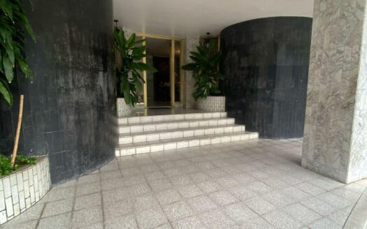 Oficina de 160M2 en Área Bancaria – MLS 22311