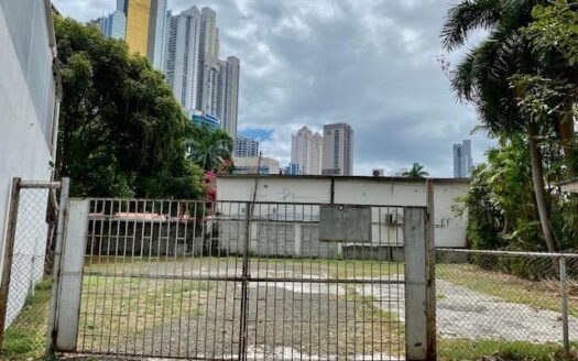 Terreno en Marbella – MLS 13138