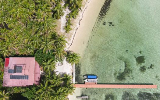 Casa de playa surrealista, Isla Bastimentos – MLS 22250