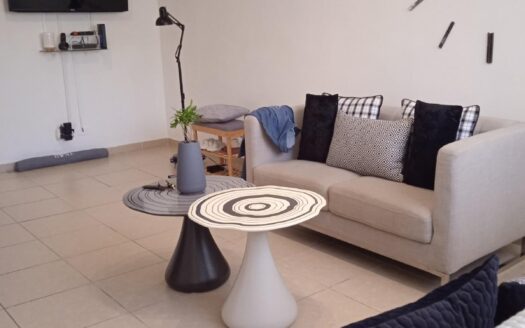 Apartamento l/ blanca cerca de la Estacion del Metro Villa Zaita. US$650 – MLS 22233