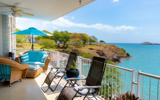 APARTAMENTO DE 4 HABITACIONES FRENTE AL MAR EN FARALLON – MLS 21307