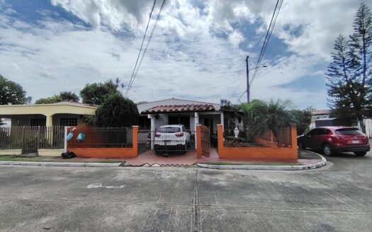 Venta de casa en Altos del Romeral, Chanis – MLS 22150