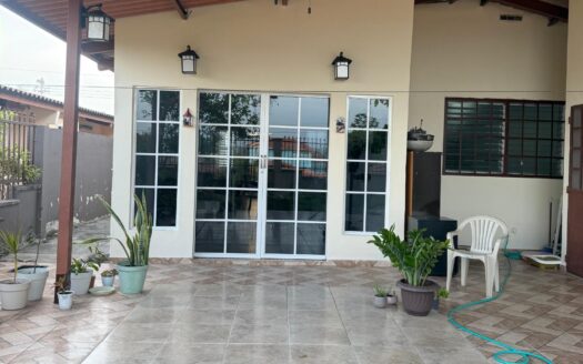 VENTA CASA EN BRISAS DEL GOLF – MLS 20342