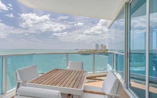 Condominio Frente al Mar en Venta Royal Palm Gorgona – MLS 22158