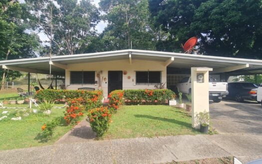 Venta de casa en La Boca, Panamá – MLS 22152
