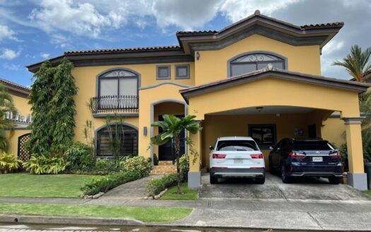 CASA EN ALQUILER, UBICADA EN PH ANTIGUA, JUAN DÍAZ, PANAMÁ – MLS 22141