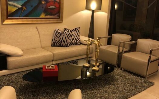 CASA EN ALQUILER, UBICADA EN PH ANTIGUA, JUAN DÍAZ, PANAMÁ – MLS 22141