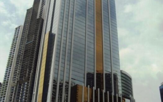 En Venta oficina en una de las torres importantes – MLS 22256