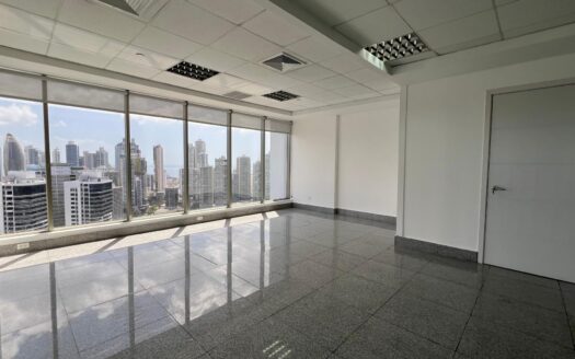 En Venta oficina en una de las torres importantes – MLS 22256