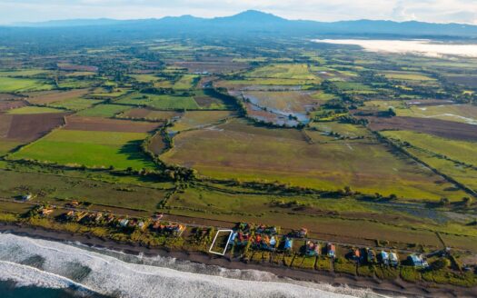 Dos Lotes Contiguos en Playa Barqueta Alanje – MLS 22500