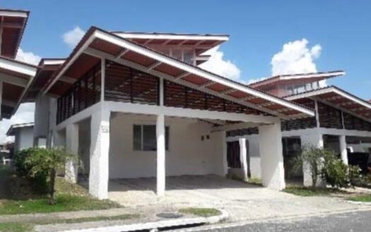 VENTA CASA INVERTIR O VIVIR EN PLAYA CORONADO – MLS 22494