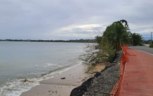 Venta de Terreno en Isla Colon – MLS 22133