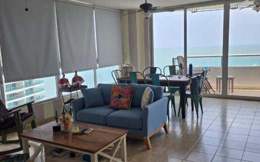 Condominio frente al mar en venta: acogedor y completamente amoblado – MLS 22110