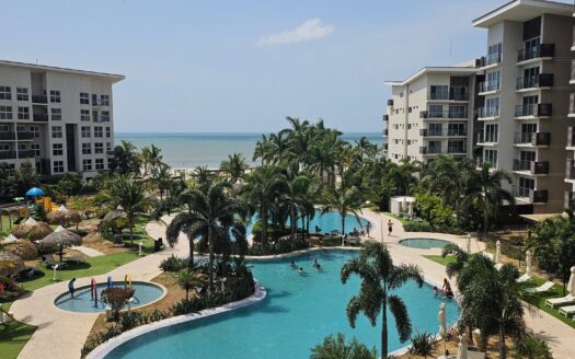 Impresionante apartamento con vista al mar – MLS 22048