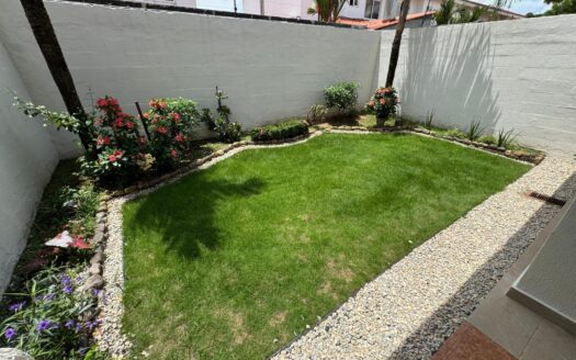 Casa en Venta / Reservas de Versalles / 3 hab – MLS 22099