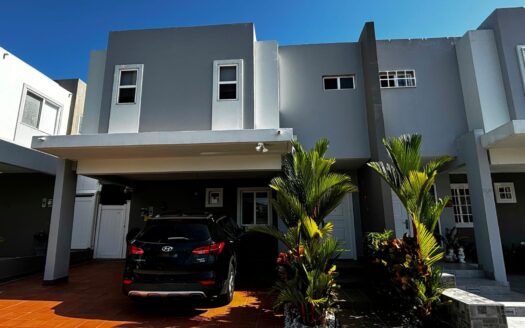 Casa en PH Augusta Paseo del Norte – MLS 21667