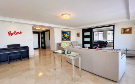 Se vende penthouse en PH Country Park, San Francisco – MLS 22026