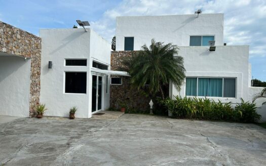 EXTRAORDINARIA CASA DE PLAYA – MLS 20696