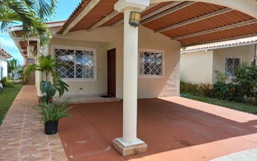 Se Vende/Alquila casa en La Chorrera, Verde Real – MLS 14344