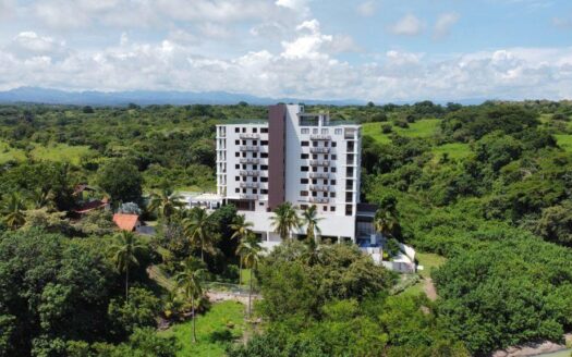 Se vende edificio en Playa Corona – MLS 22122