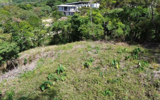Lote de 2,471.14 m2 en venta en Jaramillo – MLS 22478