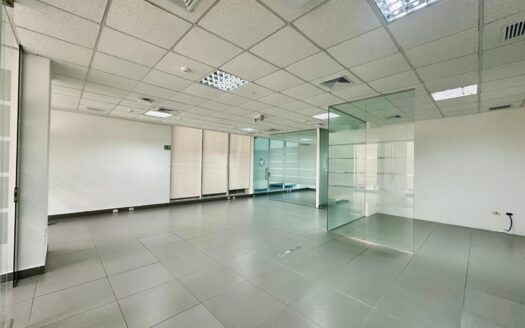 ALQUILER DE OFICINA EN OFFICE ONE, OBARRIO INCLUYE MANTENIMIENTO – MLS 22483