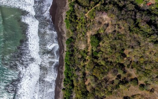 Lote Titulado Frente al Mar con Elevación Cerca de Corto Circuito, Cambutal – MLS 21840