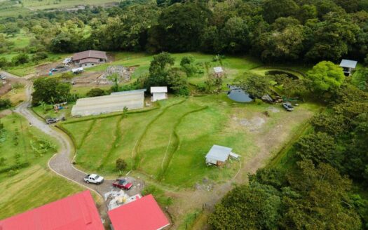 Lote de 5,525 m² en venta en Volcán – MLS 21120