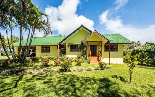 Acogedora casa en venta en Volcancito – MLS 22004