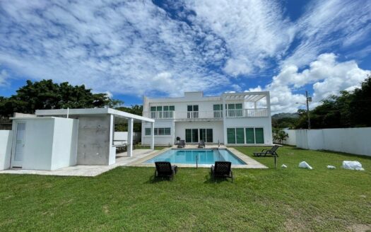 CASA SEGUNDA LINEA DEL MAR, PLAYA MALIBU – MLS 22882