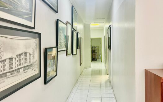 Se vende espacio de oficina/comercial en planta baja, Plaza Continental – MLS 22879