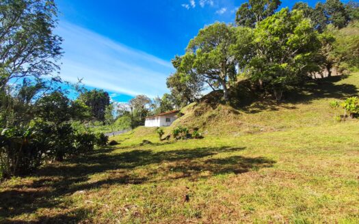 Lote privilegiado en venta en Volcán – MLS 22744