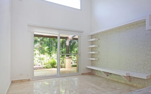 CASA EN VENTA – MLS 22868