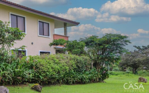 Condominio de 2 habitaciones en Boquete Country Club – MLS 21439