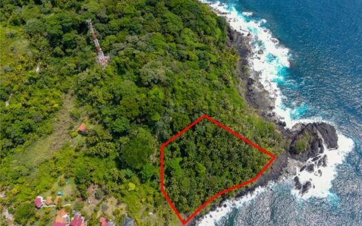 Se Vende Lote Frente a la Playa en Isla Grande Colón – MLS 15823