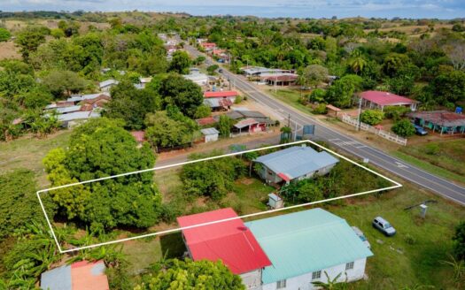 Propiedad con Casa Rústica en Pocrí Los Santos Panamá – MLS 21912