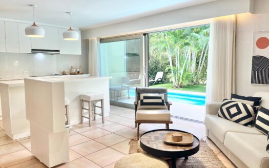 Excepcional Suite en Coronado Luxury Suites & Club – MLS 22788