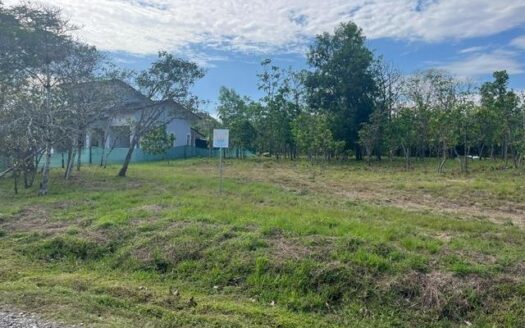 Lote con Vista al Mar en la Comunidad Cerrada de Primer Nivel de Boca Chica – MLS 21977