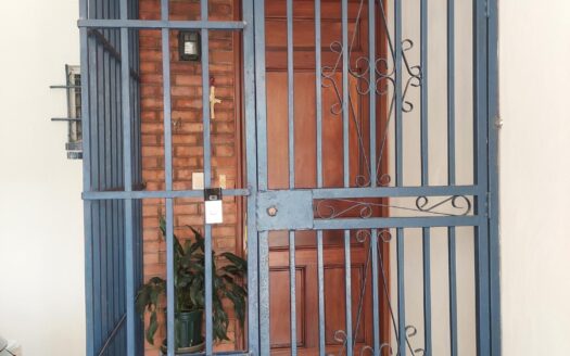 SE VENDE DUPLEX EN EXCELENTE AREA – MLS 22086