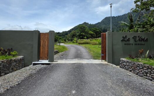 Residential Lot of 4,475 m² with Panoramic Views – MLS 22414