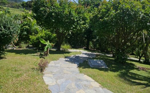 Naturaleza y Comodidad en Perfecta Armonía. – MLS 22911