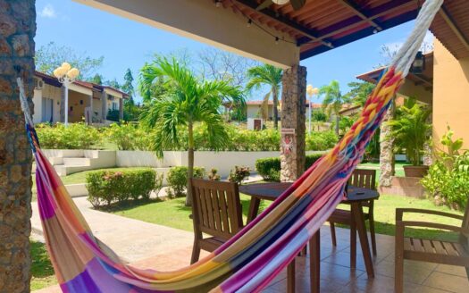 CASA DE ESQUINA A BUEN PRECIO EN LAS LAJAS, CORONADO – MLS 22923