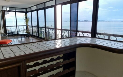 Maresias! Un apartamento por piso – MLS 18891