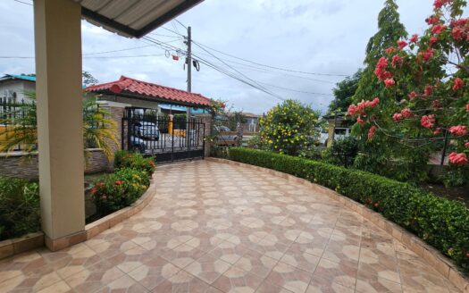 Venta de Lote Residencial Ciudad Acuario – MLS 22904